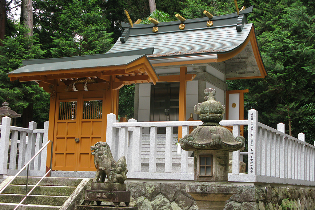 八幡神社本殿改築工事